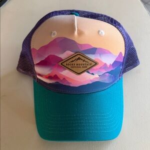 LOCALE ROCKY MOUNTAIN NATIONAL PARK TRUCKER HAT!